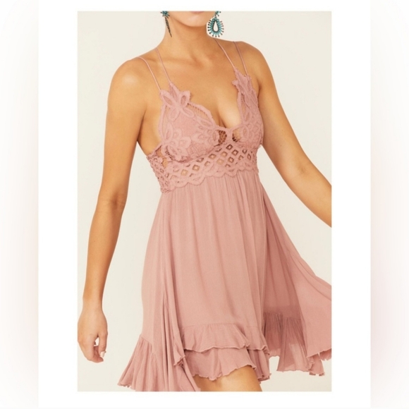 NWT Free People Adella Slip - Picture 3 of 4